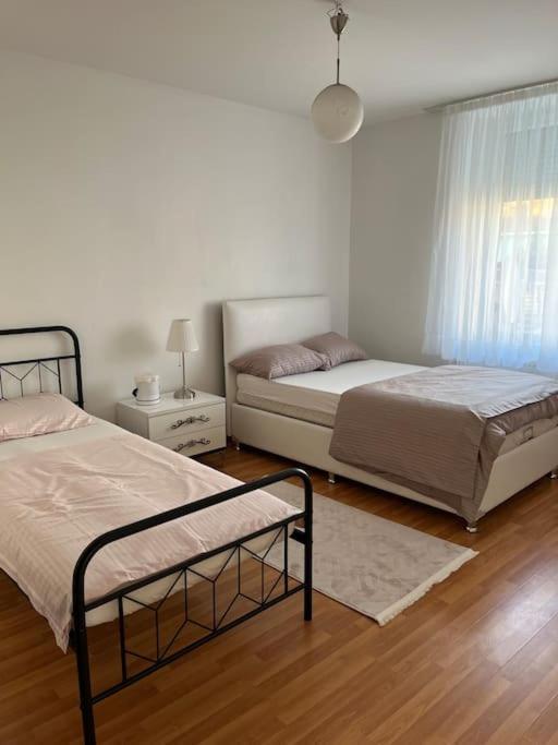 Appartement Des 3 Frontieres 생루이 외부 사진